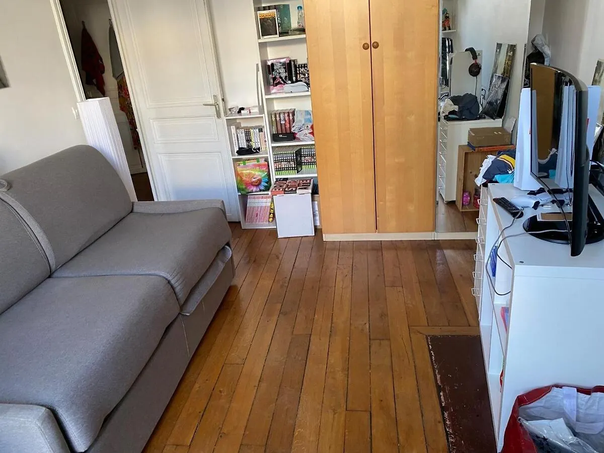 Charming Flat In Belleville باريس 0*,  فرنسا